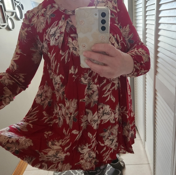 Akira Chicago Red Label Blouse With Pockets. - Picture 4 of 16